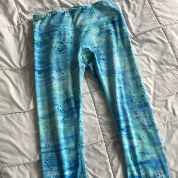 Reebok Capri Leggings FREE Sports Bra - Picture 4 of 7